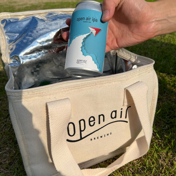 open airビールの缶が6本入る保冷バック